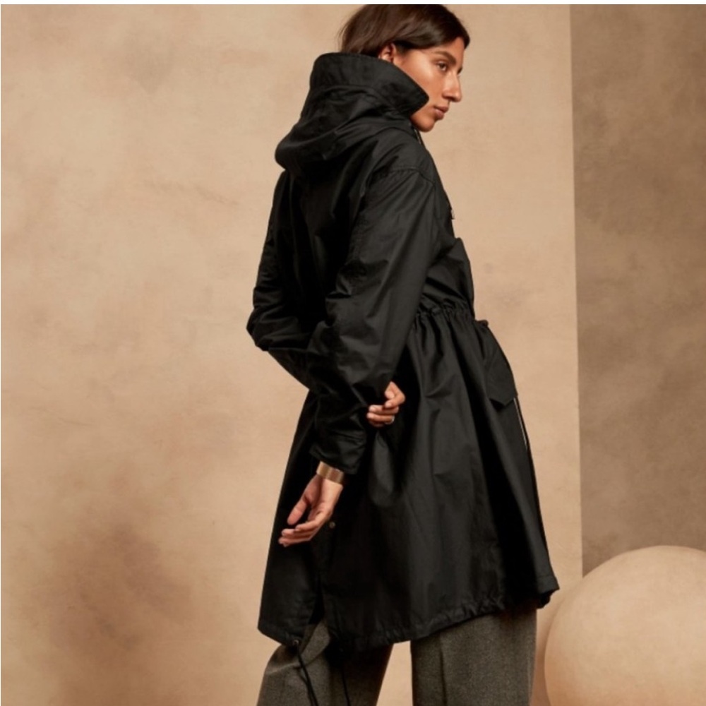 Women's Black Anorak Hooded Jacket